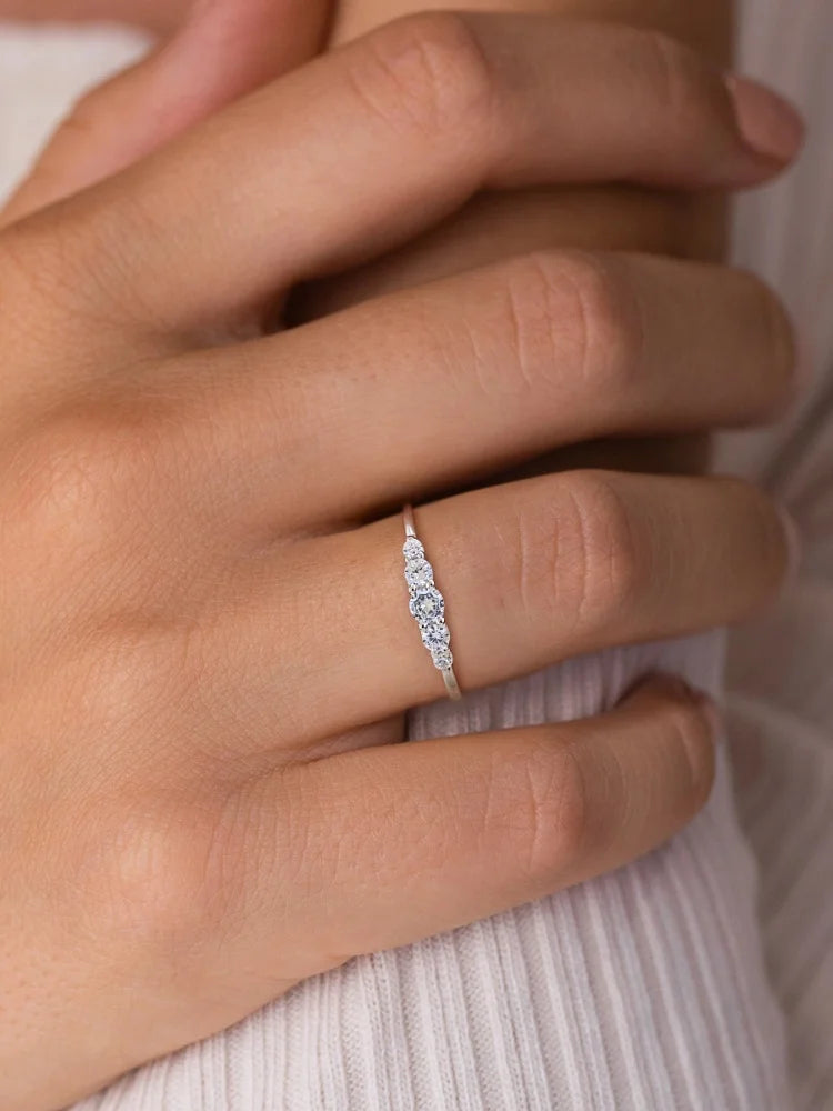 925 Sterling Silver Zircon Ring – Minimal, Elegant Band